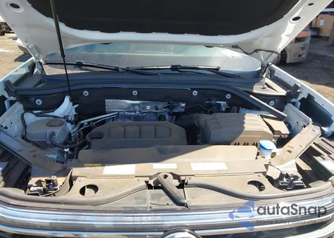 2024 Volkswagen Atlas 2.0T Se из США, поврежденный, VIN 1V2DR2CA2RC596228